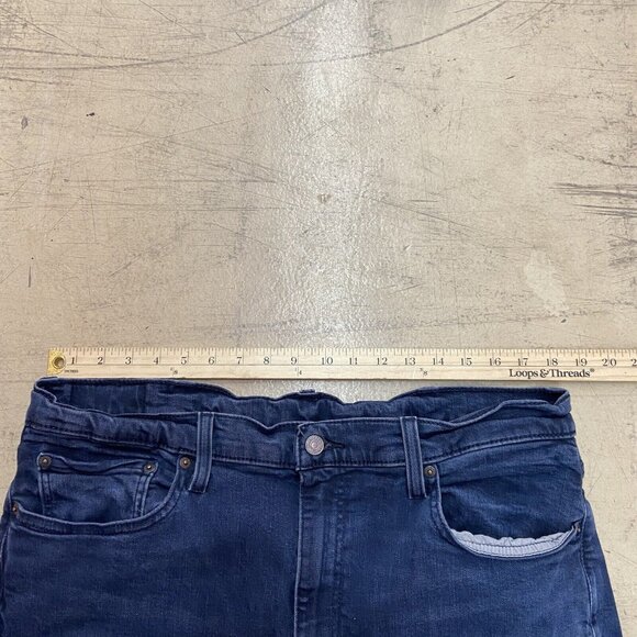 Levis Jeans Mens 38x29 (Fits 37X24) Dark Blue 514 Straight Fit Dark Wash Demin - Picture 3 of 14